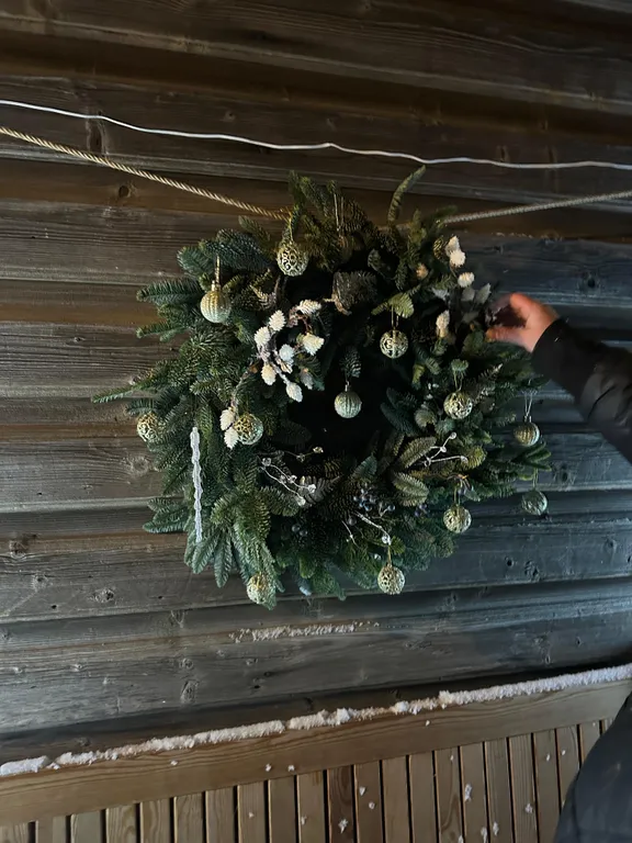 Дом в городе петрозаводске с красивым уединённым участком и баней