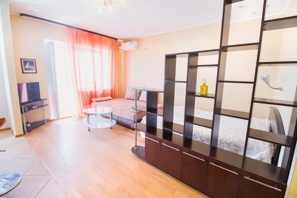 Апартаменты студия с балконом