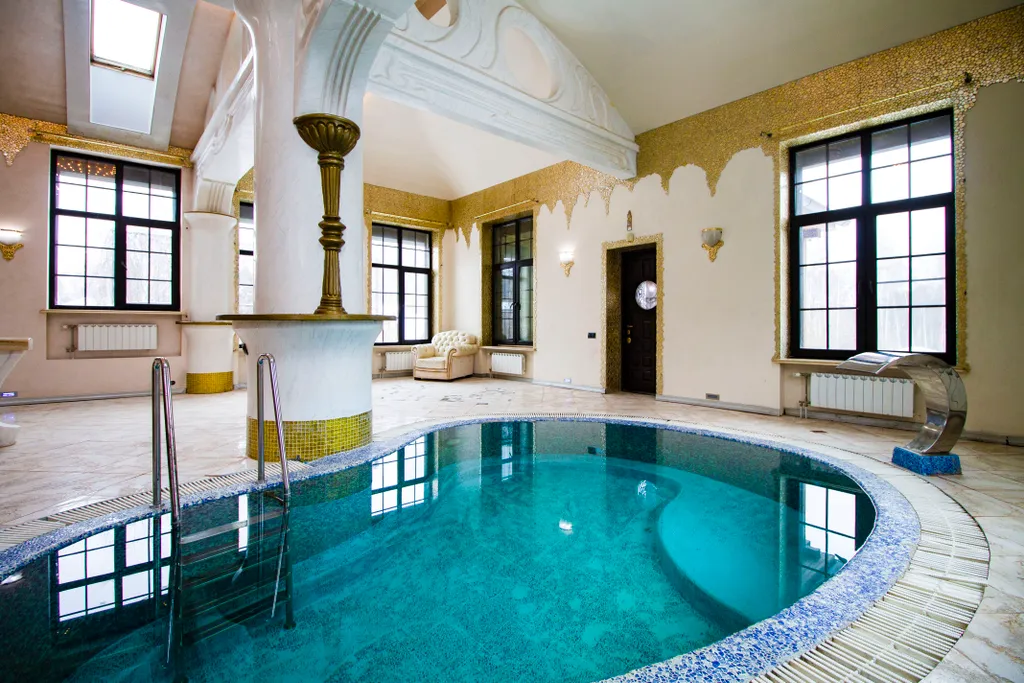 Коттедж Шикарный дом с сауной, бассейном, караоке — аренда посуточно в Мытищи