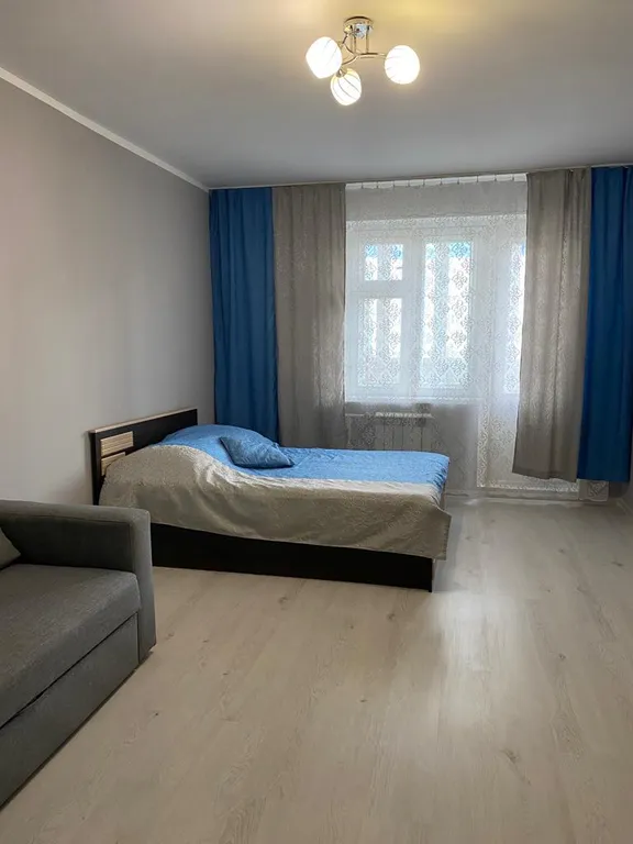 Уютная квартира у Ледовой арены — аренда посуточно в Орёл