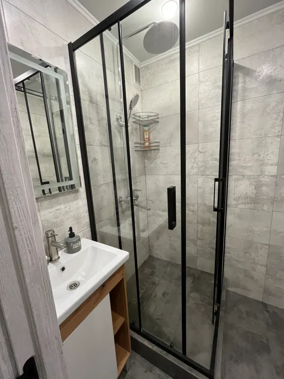 Квартира с ремонтом 2025