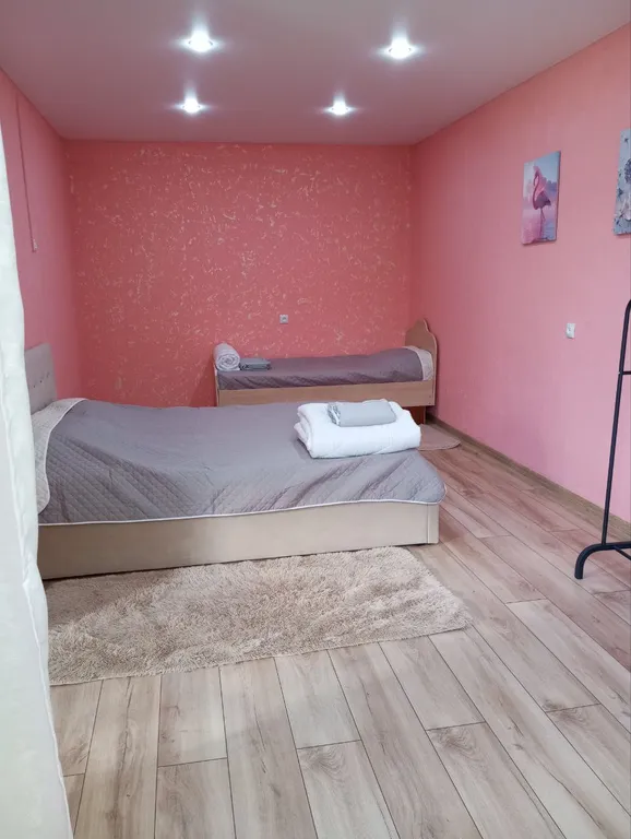 Уютная квартира с отдельным входом в центре города