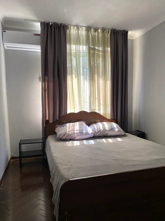 Квартира Комфортная 3-комнатная квартира на берегу песчаного пляжа — Сухум