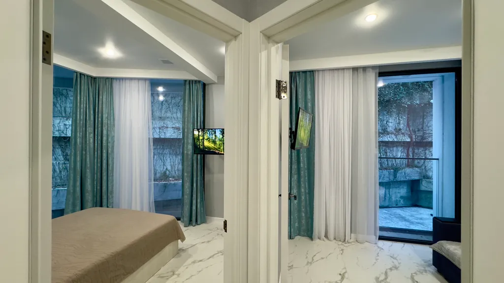 Апарты в 10 минутах от моря с бассейном