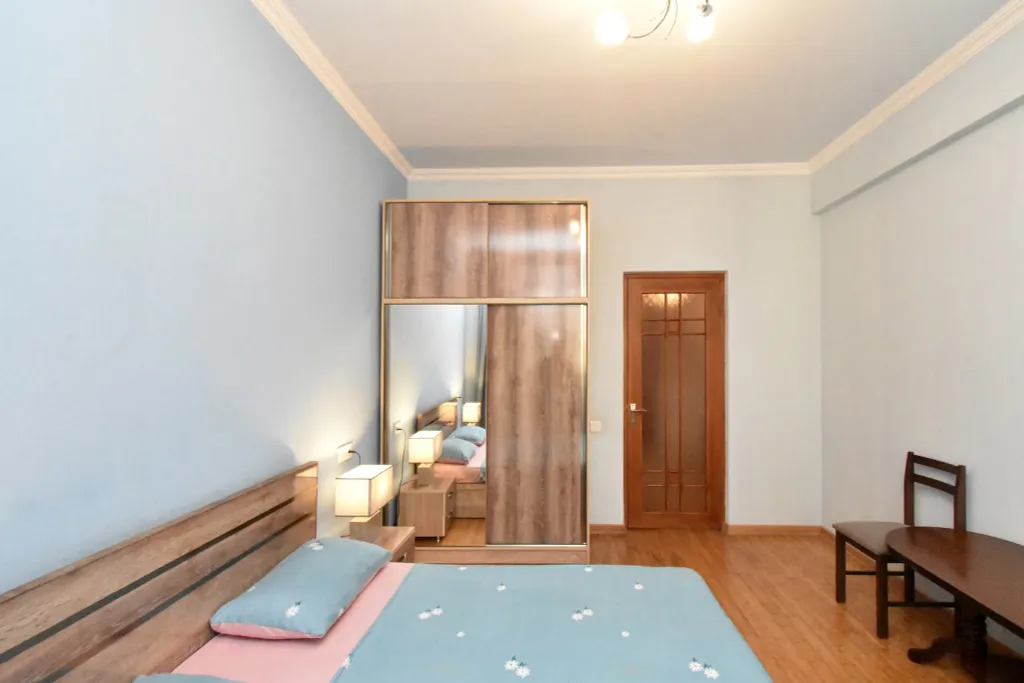 Уютная квартира с евроремонтом в центре города