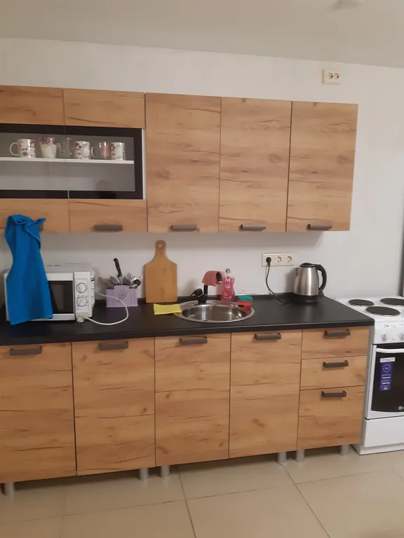 Просторная с большой кухней 2-я квартира