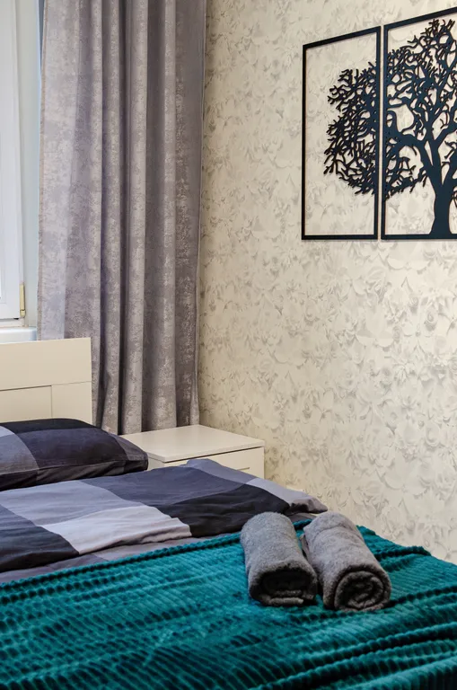 5 минут на машине / 25 пешком до кремля и центра города