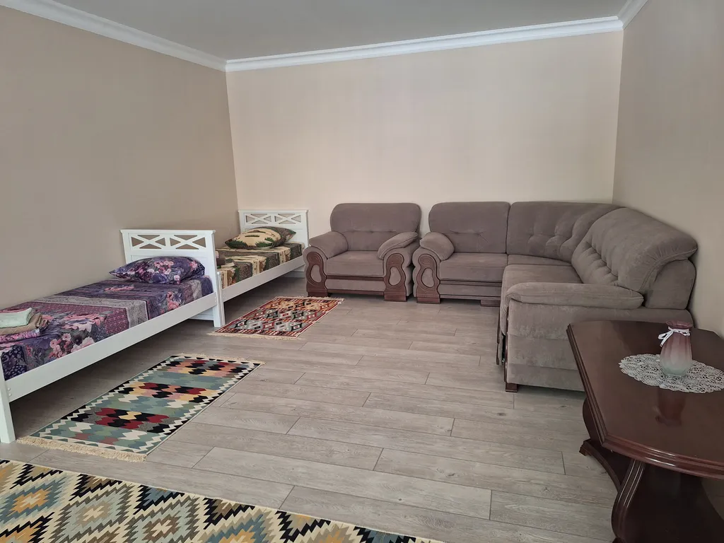 Домик на холме