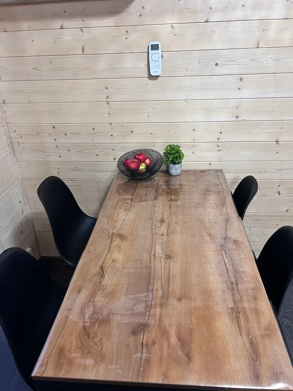 Дом в горах у реки с подогреваемым бассейном, баней и чаном