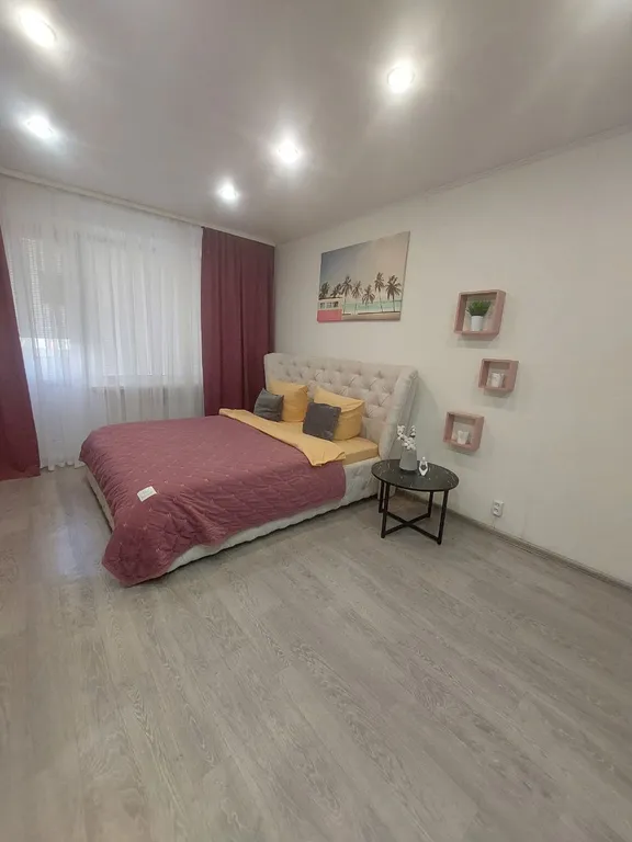 2 х комнатная квартира в удобном районе города