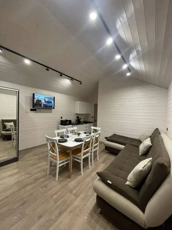 Двухкомнатный дом с видом на горы