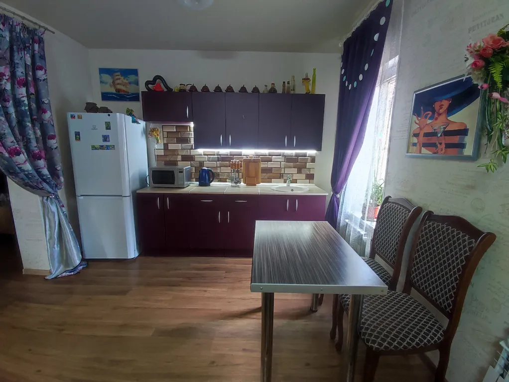 Коттедж Апартаменты в частном доме — Краснодар