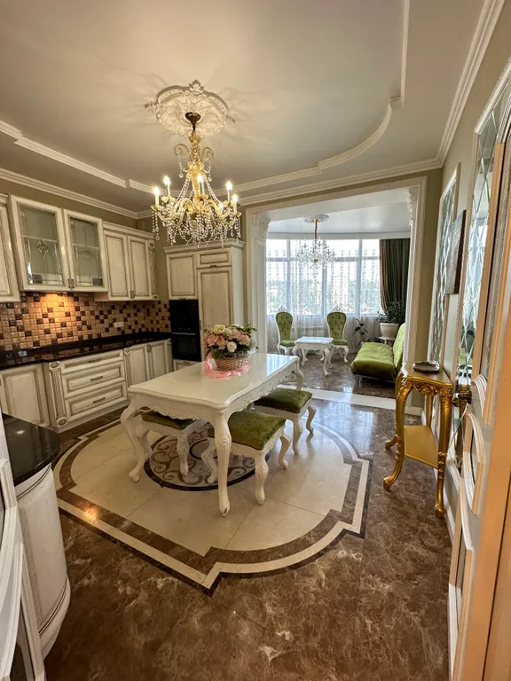 Квартира в самом центре — аренда посуточно в Сочи