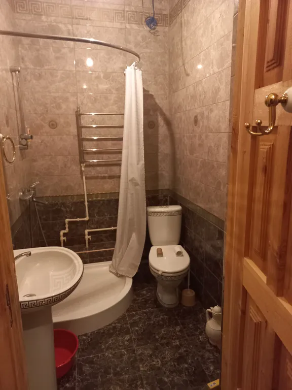 Трёхместный с видом на горы