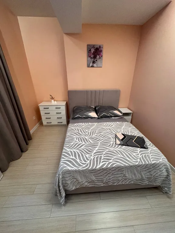 3 комнатная квартира на Светлане, морской порт, Дендрарий, набережная