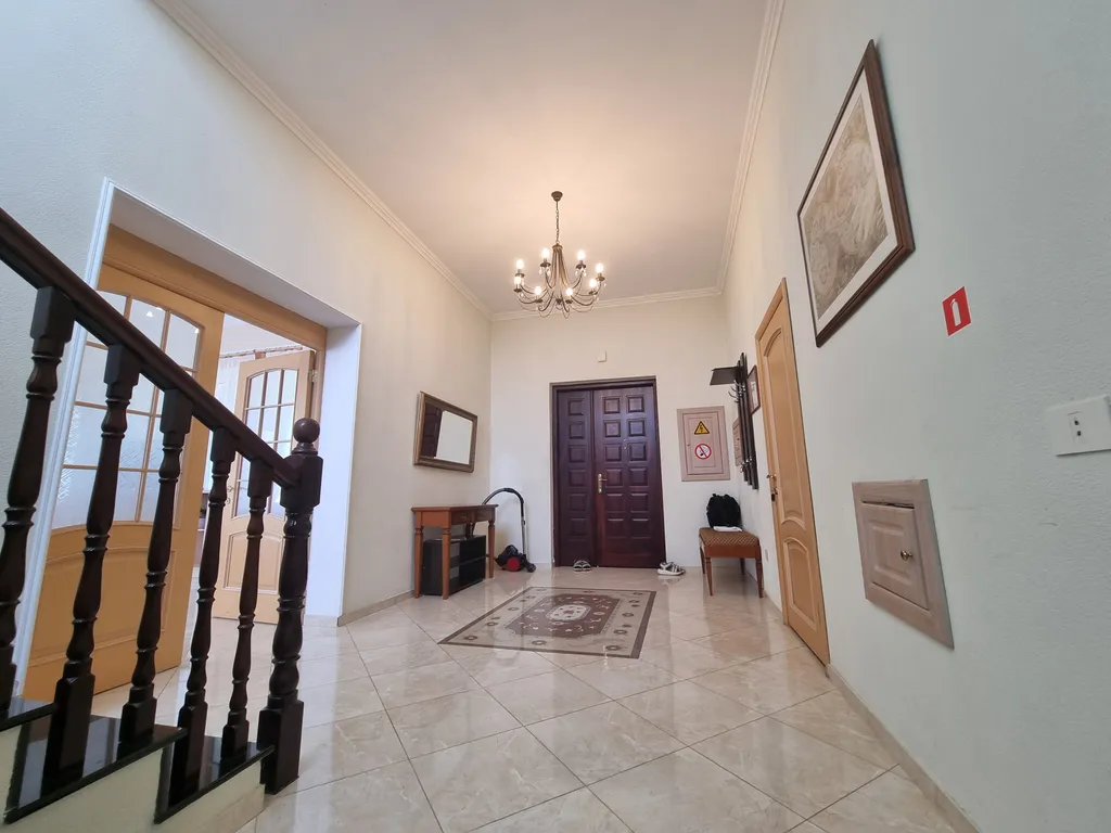 Коттедж с видом на море и открытым бассейном