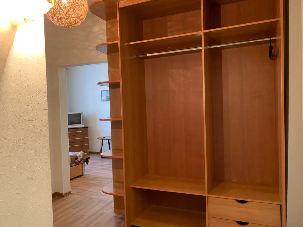 Квартира 1-комнатная квартира для бюджетного размещения — Красноярск