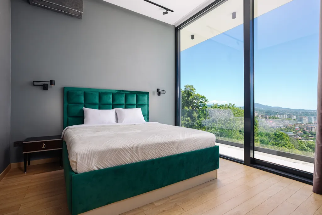 Вилла с потрясающим видом на море и Сочи