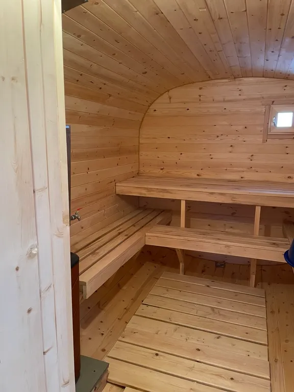 Уютный двухэтажный дом для приятного отдыха