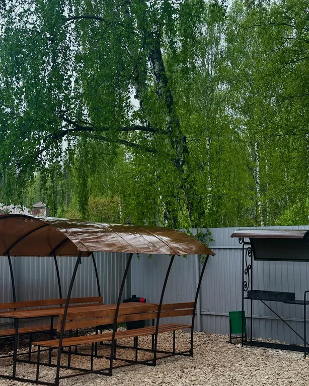 Коттедж Дом в лесу с баней на дровах и горячим фурако — Казань