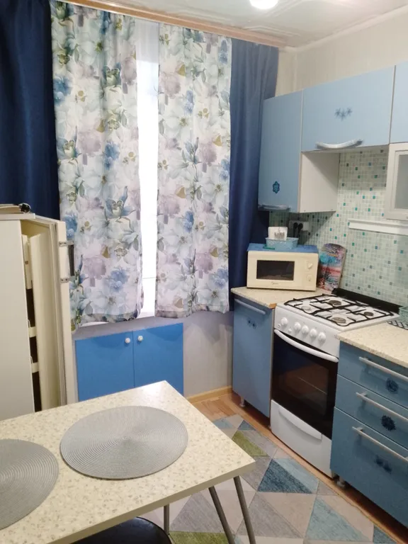 Квартира в тихом районе от трассы 10 минут