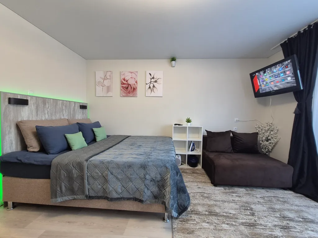 Квартира Студия на набережной с видом на реку — аренда посуточно в Челябинск