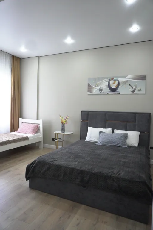 Просторная трёхкомнатная квартира в золотом квадрате столицы