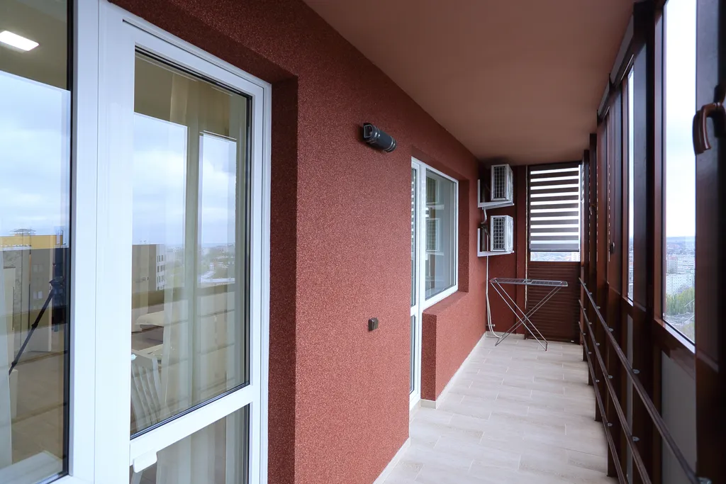 Большая квартира с видом на красивые закаты у Гран-при и Олимп пять.