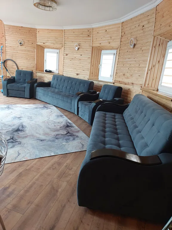 Дом у моря и у горячего источника, круглый купольный