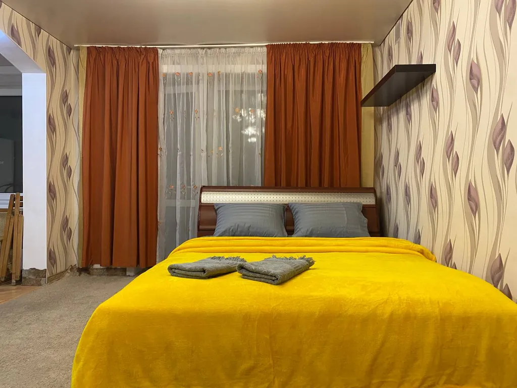 Двухкомнатная квартира рядом с ЖД-вокзалом