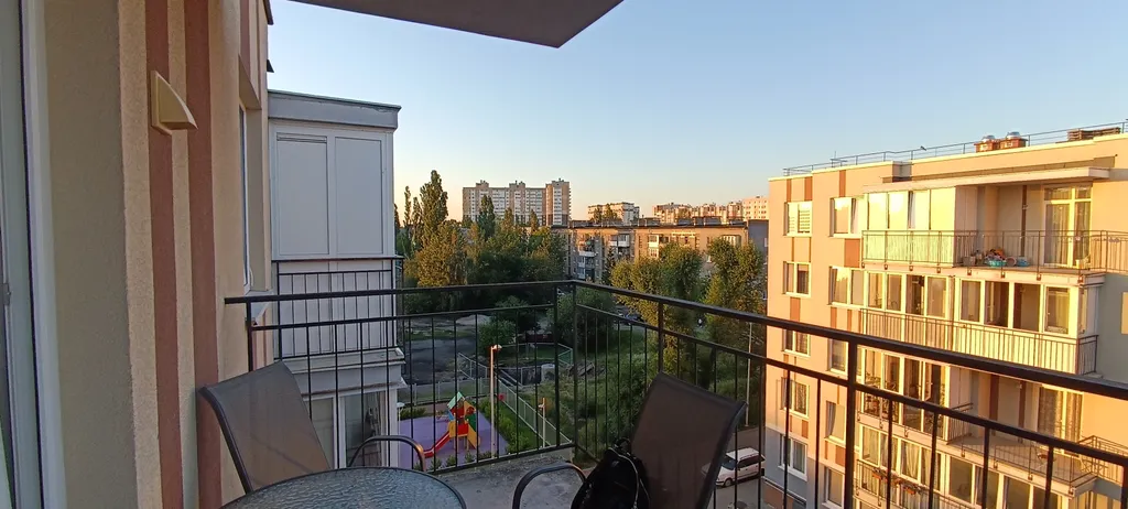 Уютная студия с большим балконом