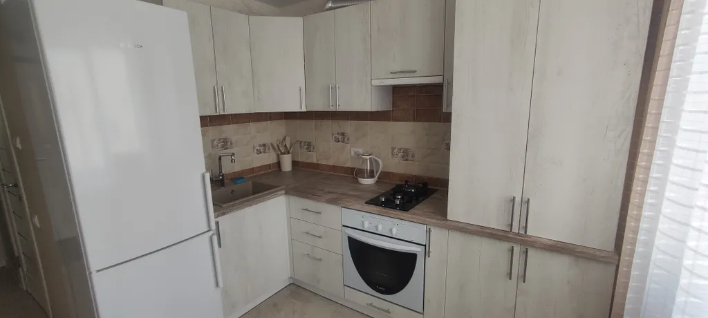 Комфортная квартира на правом берегу