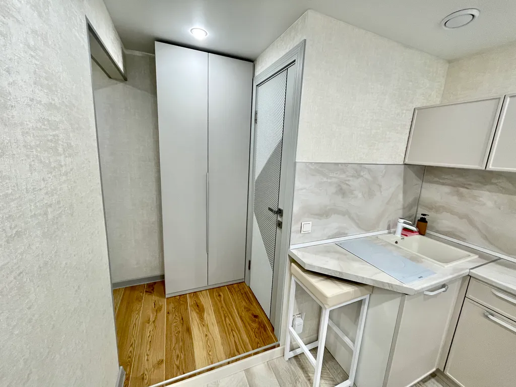 Квартира Квартира Современная студия у Онкоцентра и Школы милиции — Красноярск