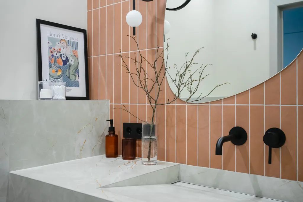 Квартира Квартира Дизайнерская студия Ривьера с балконом и ванной — Калининград