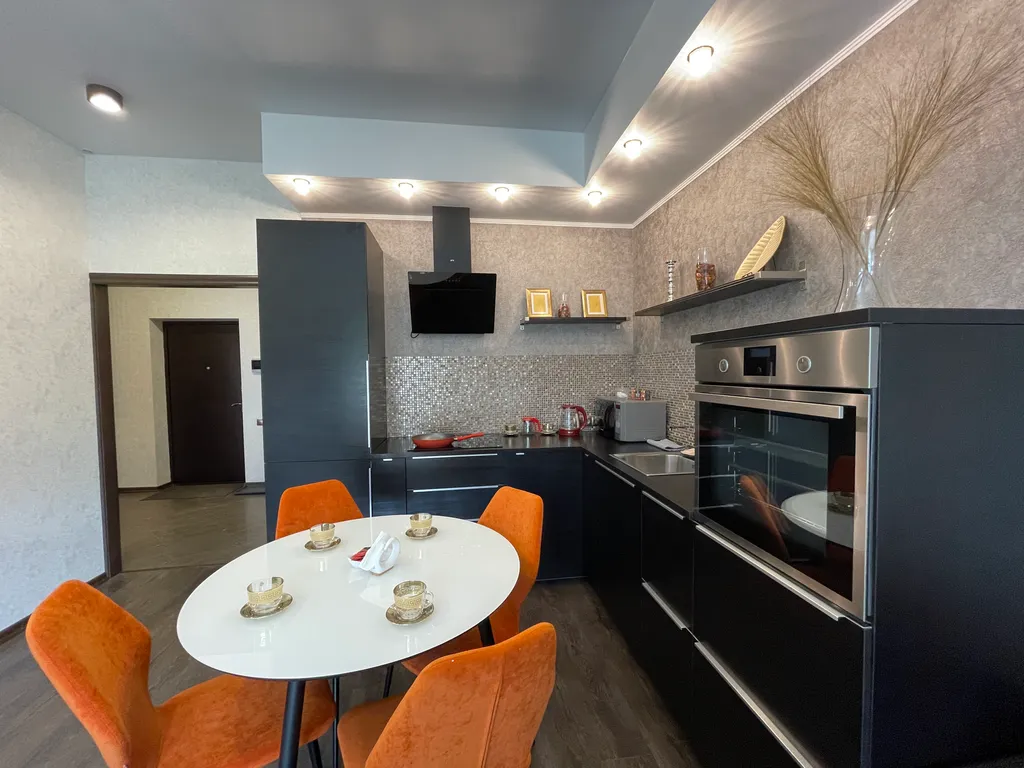 Люкс у ТЦ Аура, площадь Ленина, центр, подземная парковка