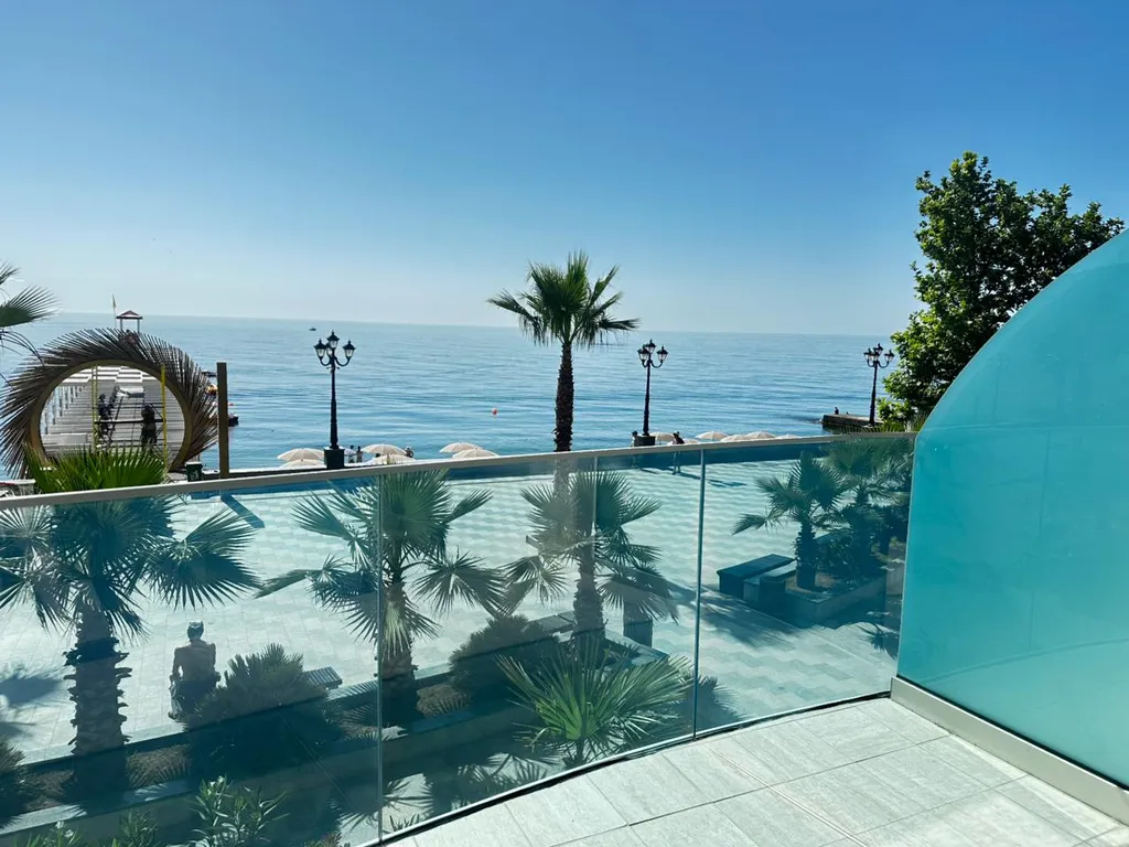 Квартира Просторный апартамент с видом на море — аренда посуточно в Ялта