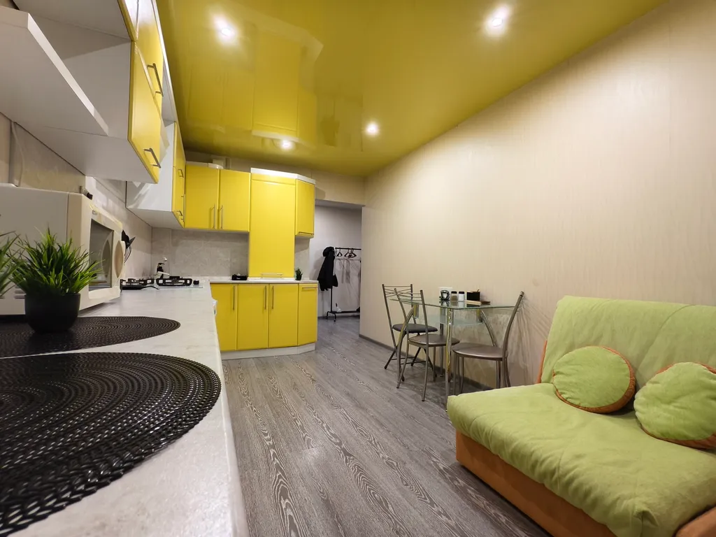 Яркая уютная однокомнатная квартира рядом с ДС Юбилейный