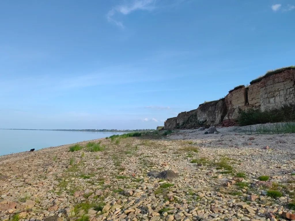 База отдыха с панорамными видами на озеро Ильмень