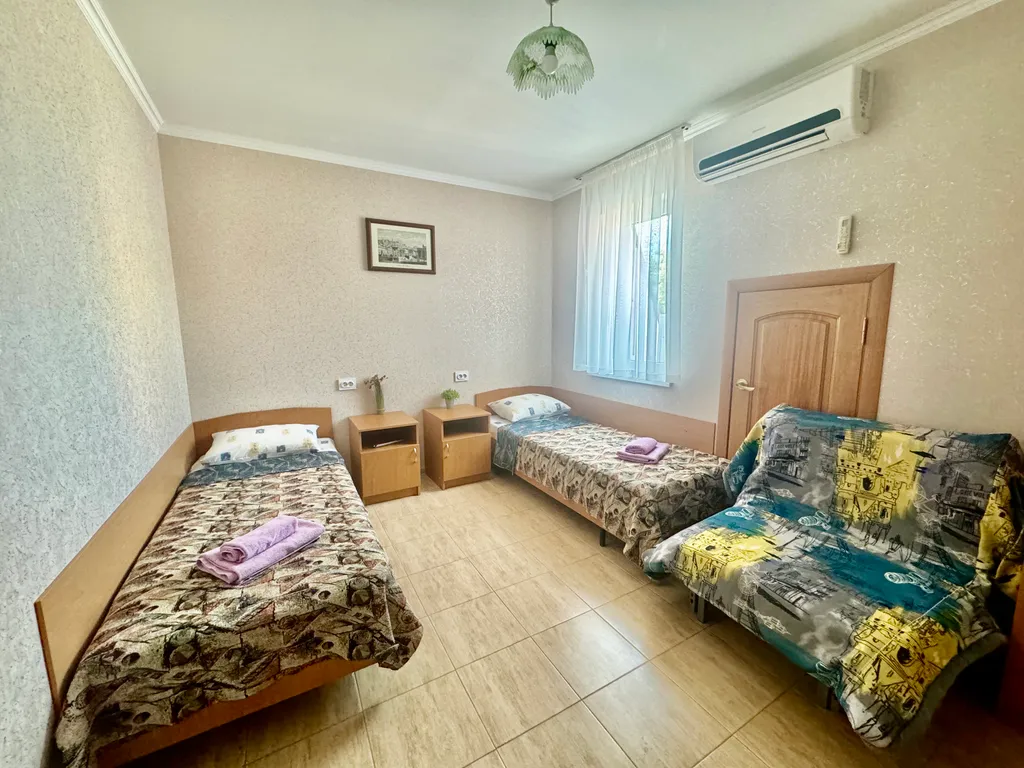 Квартира Квартира Эконом № 12(1+1+1) — Геленджик