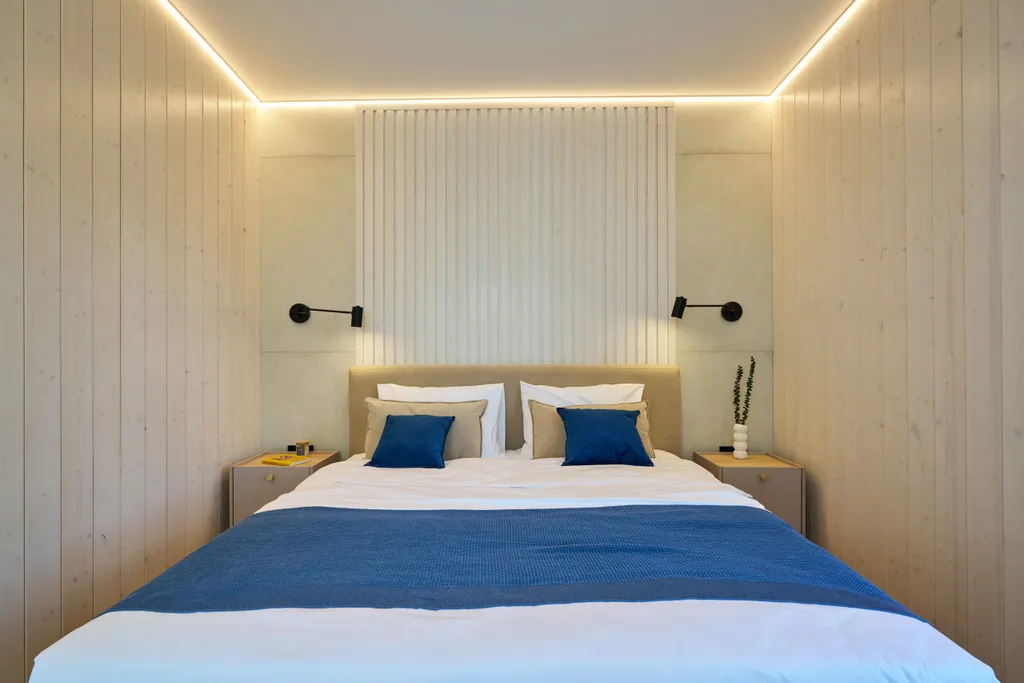 Коттедж Домик у реки в окружении сосен с камином, сауной и чаном — Семеновское