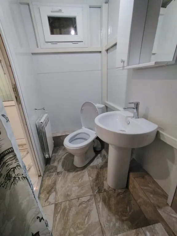 Квартира Улучшенный трёхместный номер на 1 этаже — Ейск