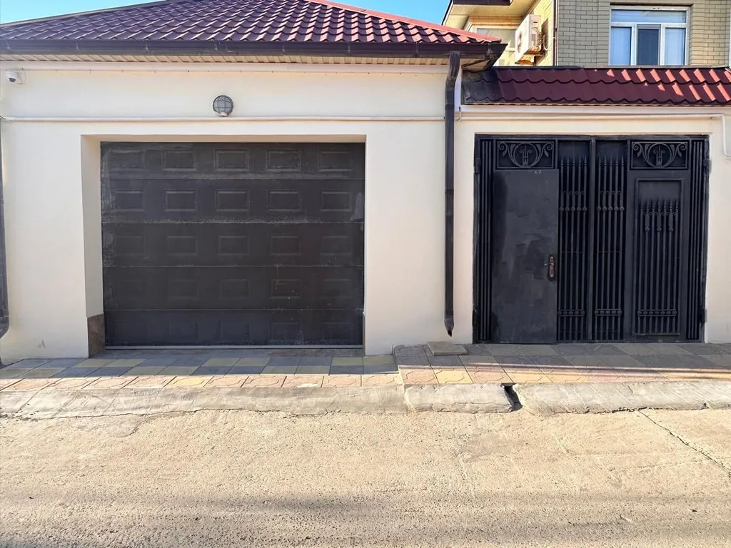 Коттедж Уютный домик на берегу моря — Махачкала