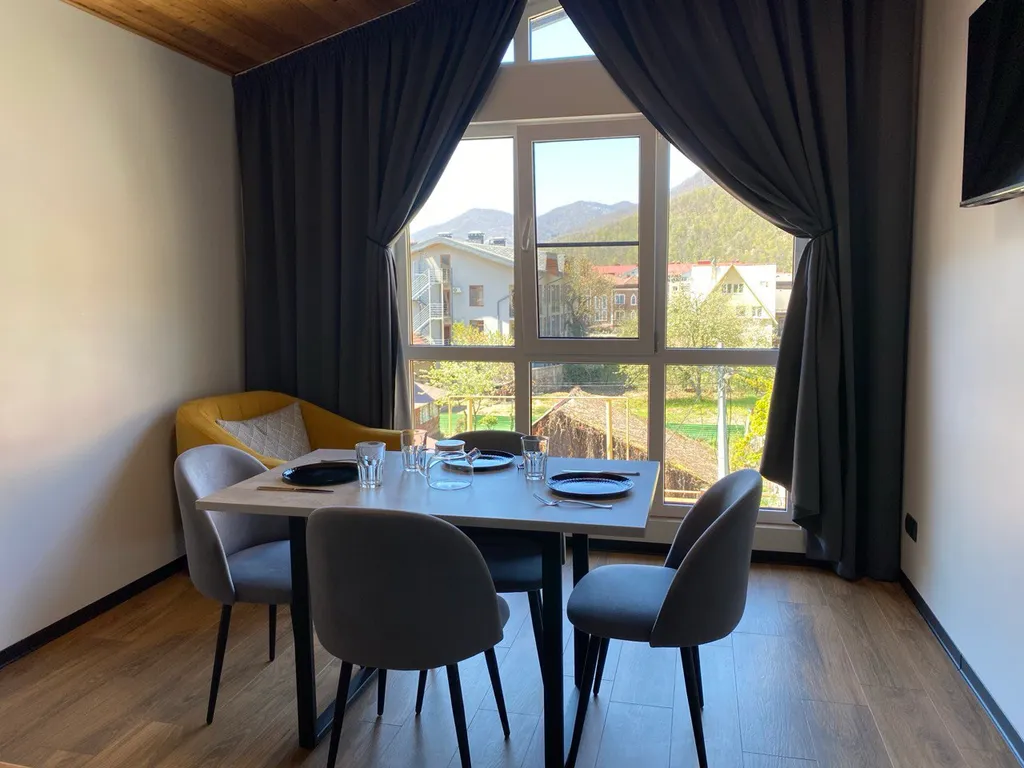 Двухуровневые апартаменты 2