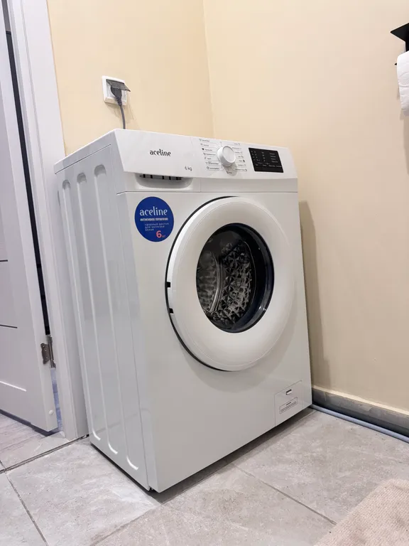 Уютная студия в новом доме с красивейшим видом