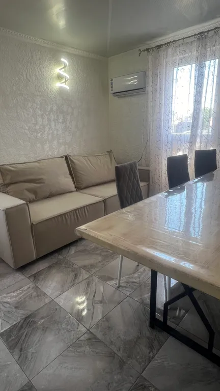 Четырехкомнатная квартира у моря 250 метров