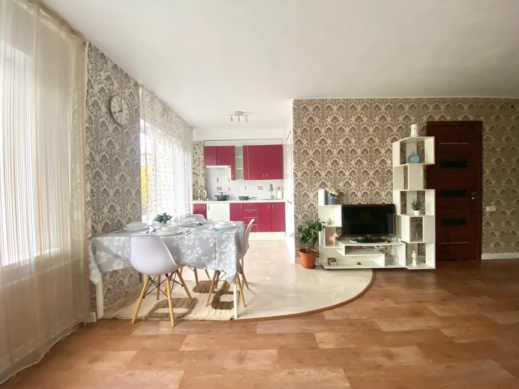 Уютная квартира в самом центре — аренда посуточно в Красноярск