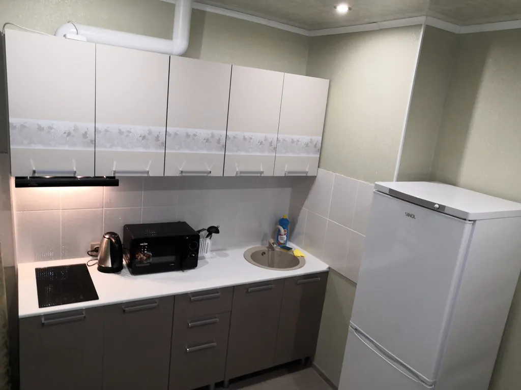 Однушка у склона