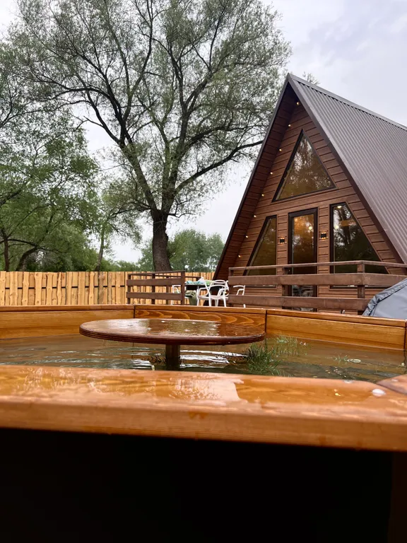 Коттедж Шале на берегу реки — аренда посуточно в Новый Оскол