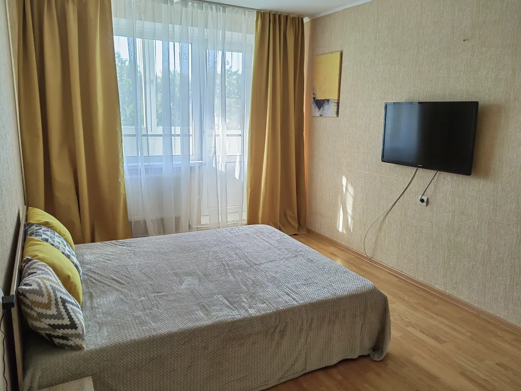 Уютная квартира рядом с ТРЦ Сити молл