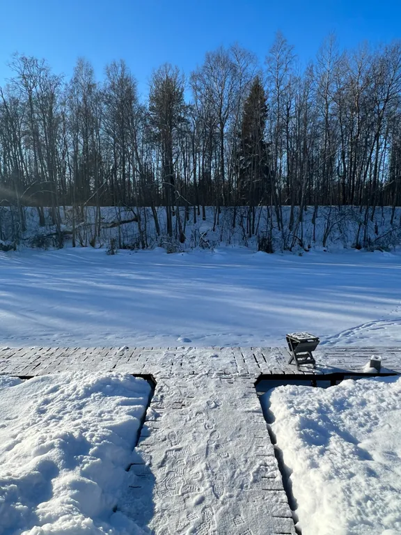 Коттедж Семейный коттедж на берегу реки Лава — Ручьи